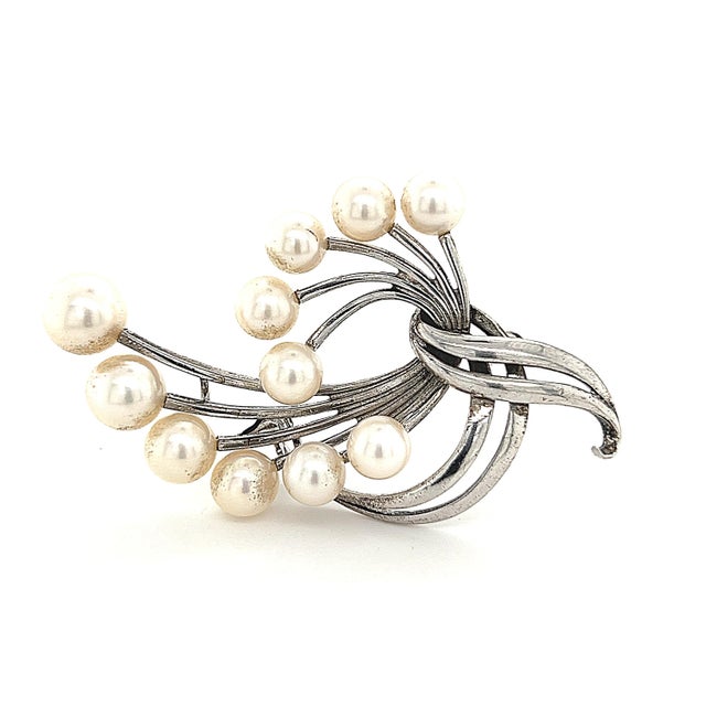Mikimoto Estate Akoya Pearl Brooch Sterling Silver 6.6 mm 10.3g M243 This elegant Authentic Mikimoto Estate sterling...