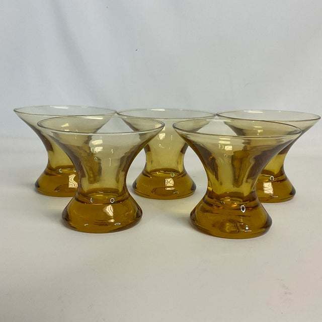 1970s Vintage Art Deco Boho Chic Pale Amber Cocktail Lowballs - Set of 5. For Sale - Image 4 of 8