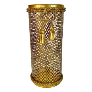 1950s Vintage Li Puma Italian Hollywood Regency Rope & Tassel Metal Mesh Umbrella Stand, Florence For Sale