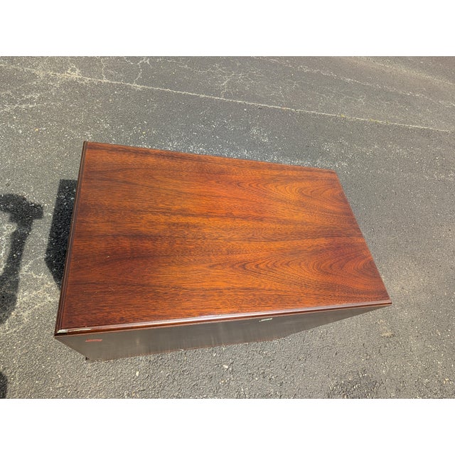 Vintage Georgian Style Burl Walnut Chest of Drawers For Sale - Image 15 of 15