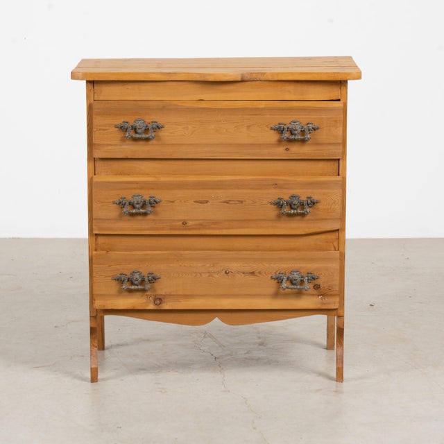 Wood 20th Century Danish Small Pine Chest of Three Drawers Nightstand For Sale - Image 7 of 14