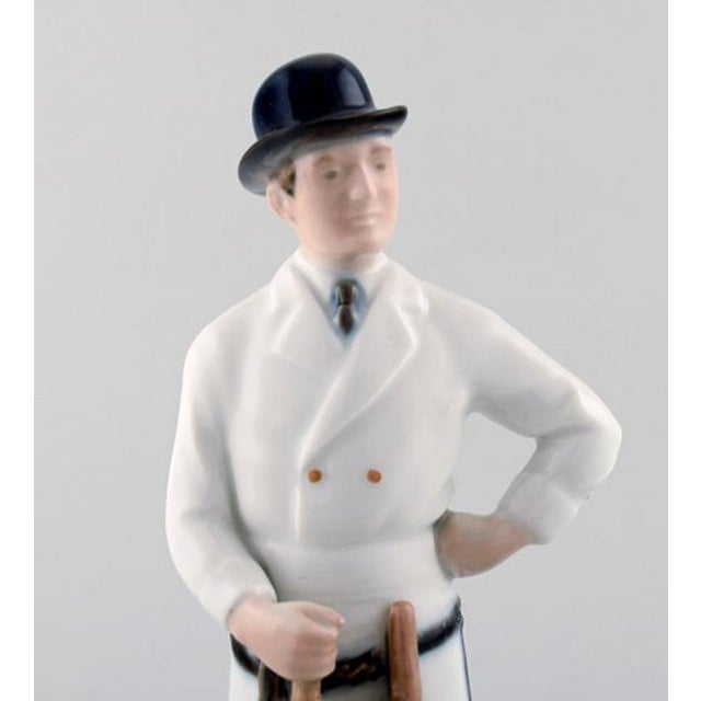 Royal Copenhagen Butcher Figurine by M. Bovenschulte for Royal Copenhagen For Sale - Image 4 of 9