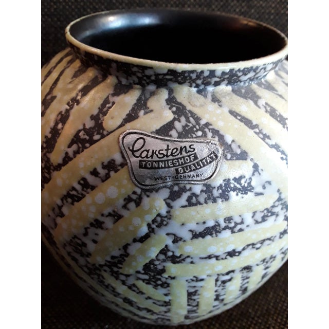 Vintage German White, Yellow, and Gray Ceramic Vase from Carstens Tönnieshof, 1960s For Sale - Image 6 of 7