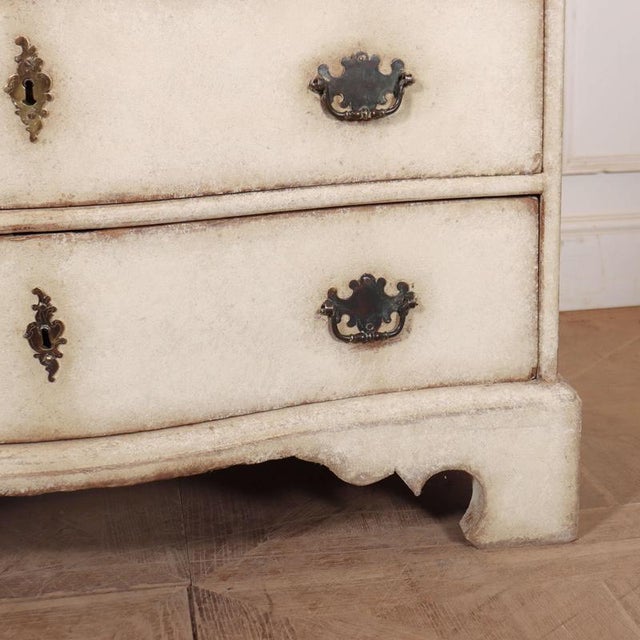 Vintage German Serpentine Commode For Sale - Image 5 of 12