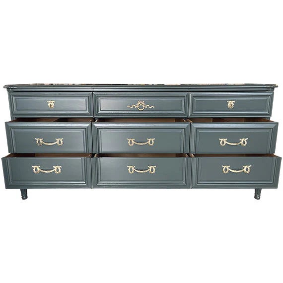 French Provincial Early 20th Century 72" Finished 9 Drawer Vintage Henredon Dresser For Sale - Image 3 of 4