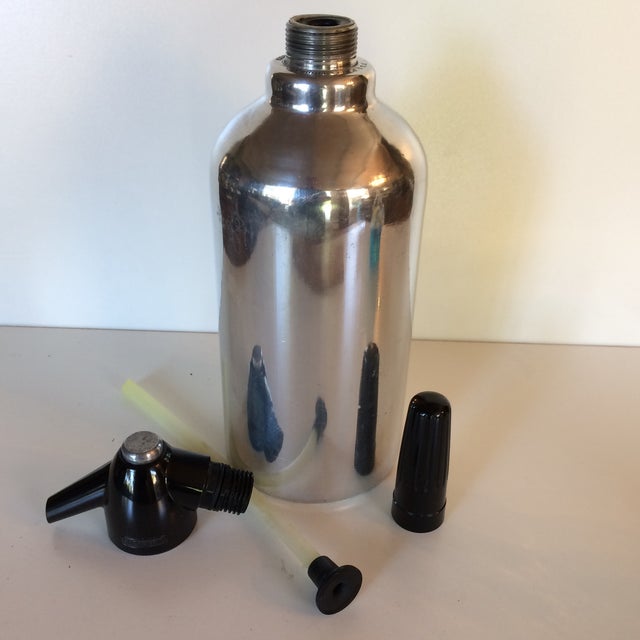 Kidde Mfg MidCentury Modern Rechargeable "Soda King" Seltzer Bottle