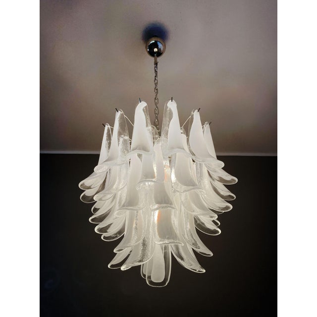 Vintage Italian Murano Chandelier in the style of Mazzega, 1990 For Sale - Image 8 of 18