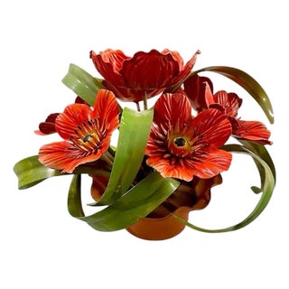 Vintage Italian Tole Red Poppy Flowers / Floral Poppies Arrangement Sculpture in Pot, Made in Italy For Sale