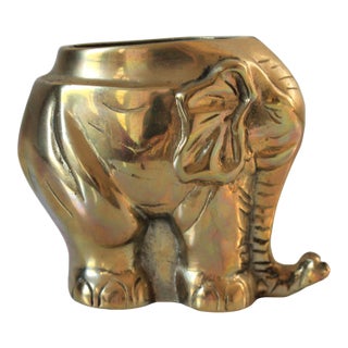 Vintage Brass Elephant Desktop Pen or Pencil Holder For Sale
