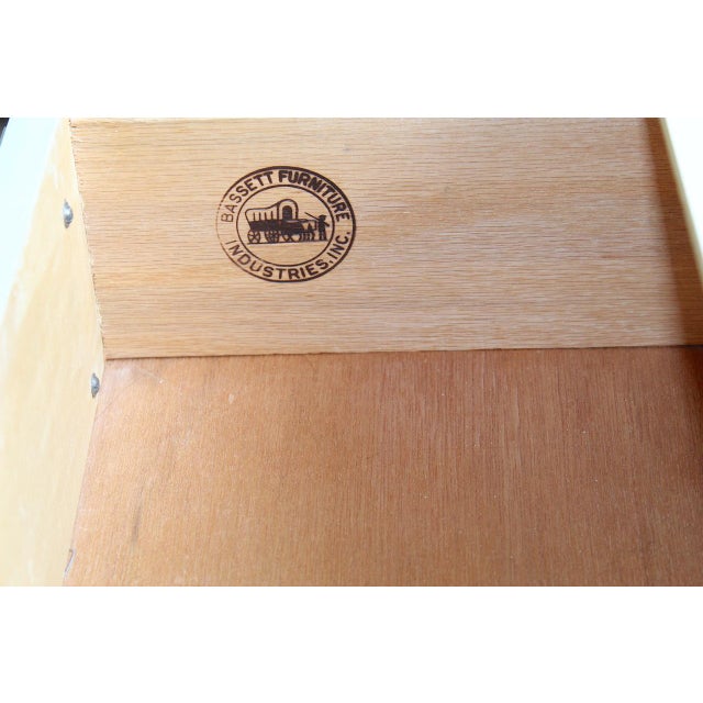 Rare Vintage Bassett Mid-Century Modern Student Desk & Dresser Set in Moss Green - Original Finish For Sale - Image 16 of 18