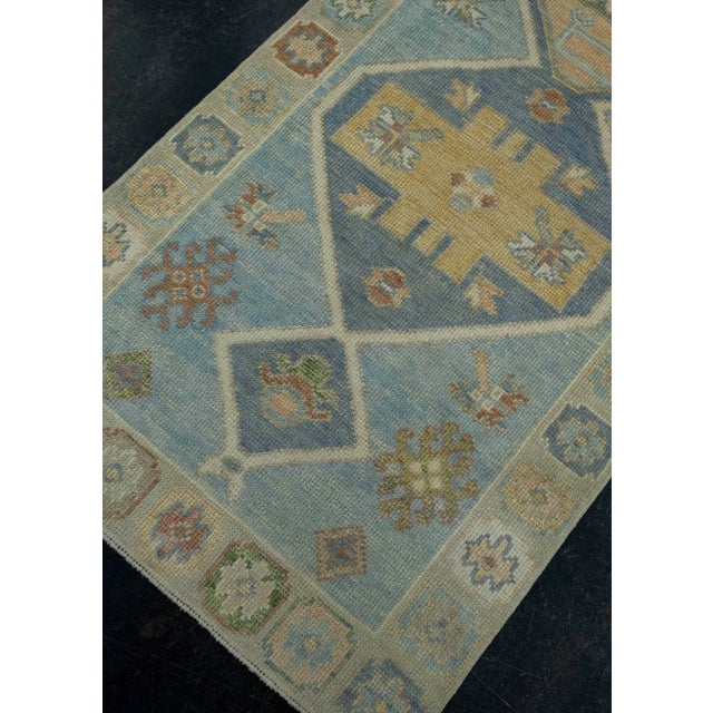 Turkish Turkish Oushak Rug 2'8" x 6'6" #18002 For Sale - Image 3 of 8