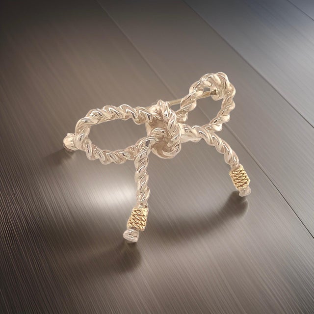 Authentic Tiffany & Co Estate Twisted Rope Bow Brooch Pin Silver + 14k Gold 5.8 GR TIF731 This elegant Authentic Tiffany &...