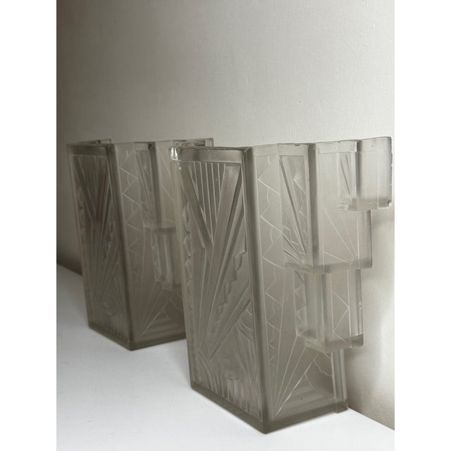 Art Deco Pair of French Art Deco Moulded & Frosted Skyscraper Glass Wall Appliqués Light Sconces in the Manner of Marius-Ernest Sabino, c.1930 For Sale - Image 3 of 18