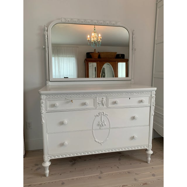 Here we have a gorgeous antique French style dresser from Sligh Furniture Company which was founded in 1880 by Charles...