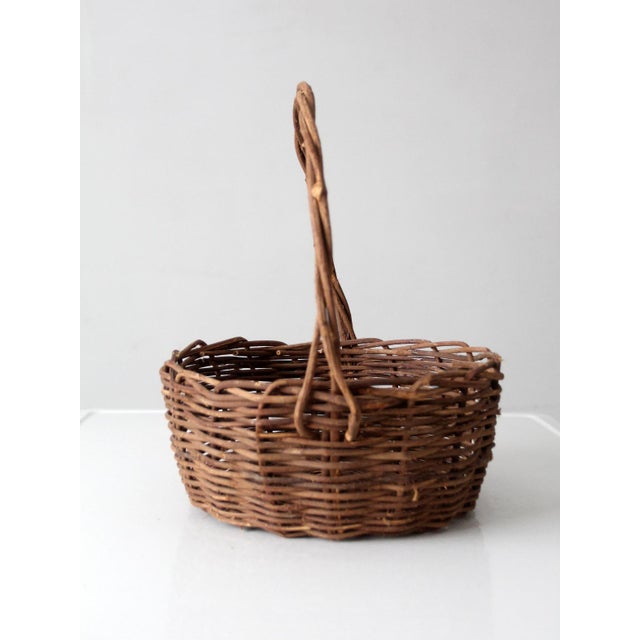 Farmhouse Vintage Wicker Basket With Handle For Sale - Image 3 of 11