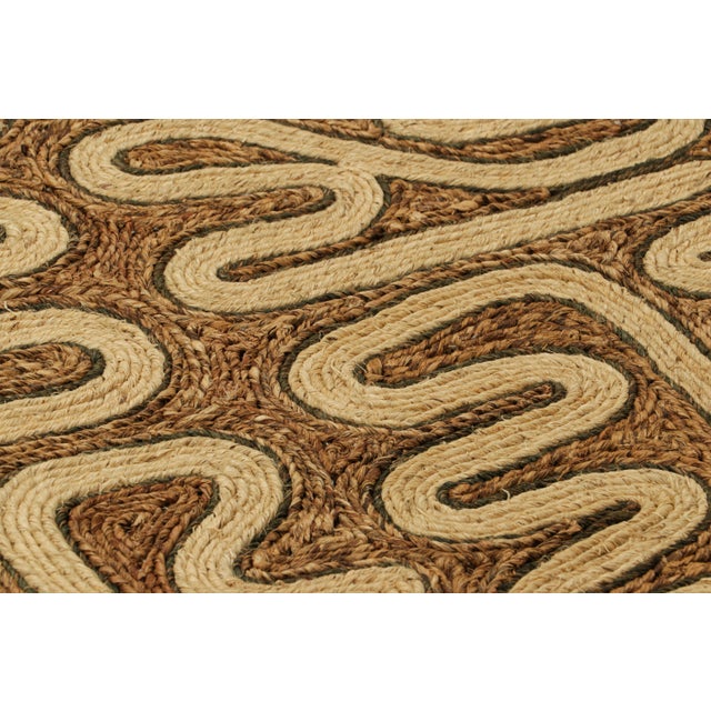 Looking for a custom size? For more information on customization capabilities, please reach out to custom@chairish.com....