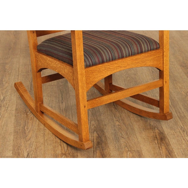 Hollywood Regency Stickley Mission Collection Harvey Ellis Oak Rocking Chair For Sale - Image 3 of 12
