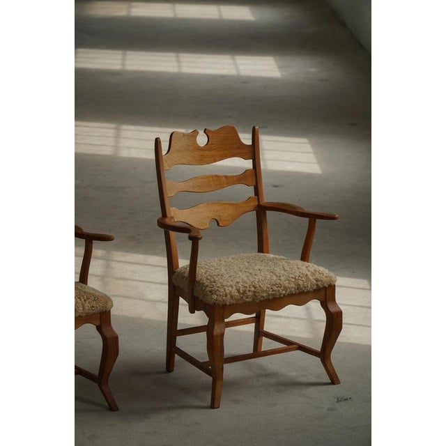 Razorblade Armchairs in Oak and Lambswool attributed to Henning Kjærnulf, 1960s, Set of 2 For Sale - Image 3 of 18