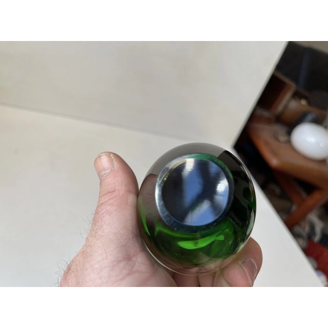 Green Flamingo Orchid Art Glass Vase by Per Lütken for Holmegaard, 1950s For Sale - Image 6 of 7