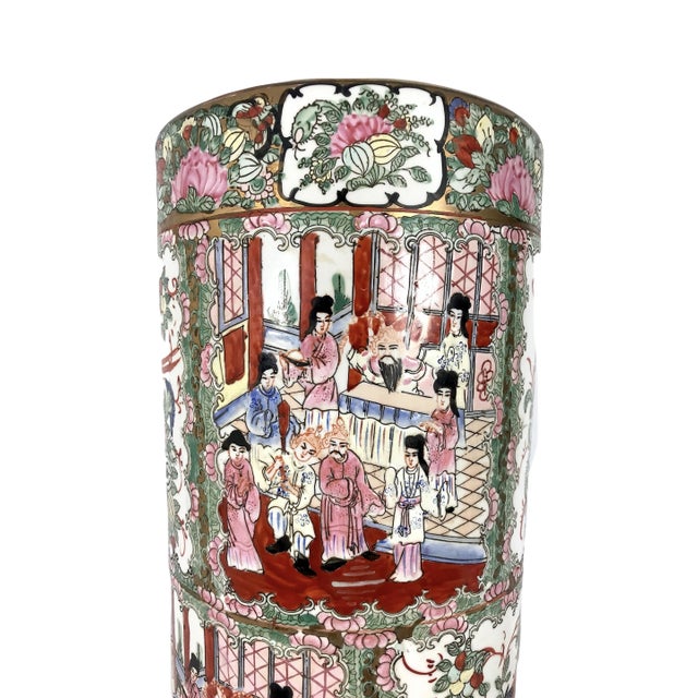 White Qianlong Chinese Rose Medallion White Porcelain Umbrella Stand With Gilt Work, Signed For Sale - Image 8 of 10