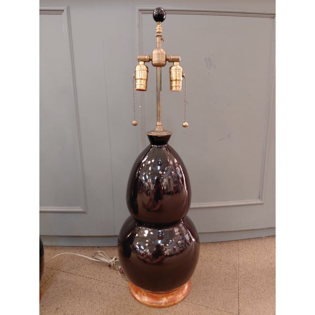 2000 - 2009 Rare Early Signed Christopher Spitzmiller Double Gourd Ceramic Table Lamps, Dated 2004 – Pair For Sale - Image 5 of 7