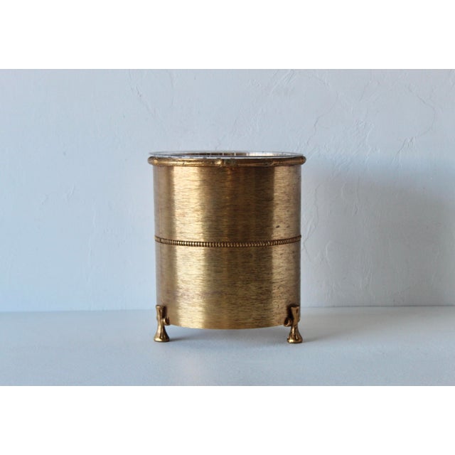 Stylebuilt New York Style Vintage Hollywood Regency Gold Finish Wastebasket Bamboo Theme For Sale - Image 4 of 15