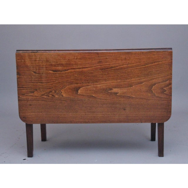 Early 19th Century 19th Century Elm Drop-Leaf Table, 1820s For Sale - Image 5 of 8