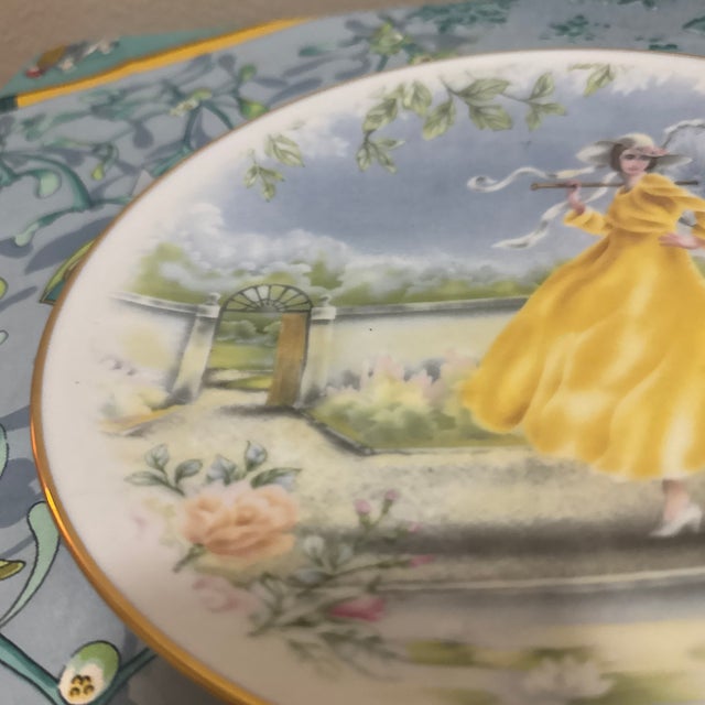 Vintage Belle Époque Fashion Porcelain Collector Plate For Sale In Minneapolis - Image 6 of 7