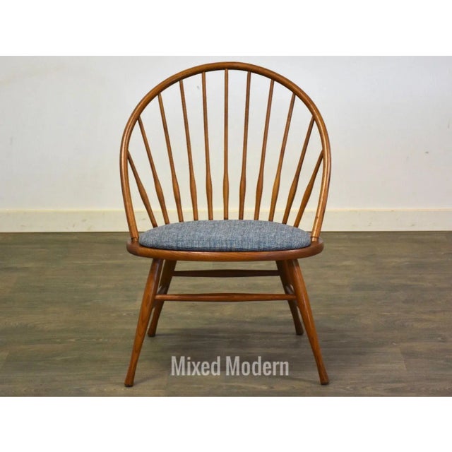 Brown Mid Century Modern Lounge Chair For Sale - Image 8 of 8