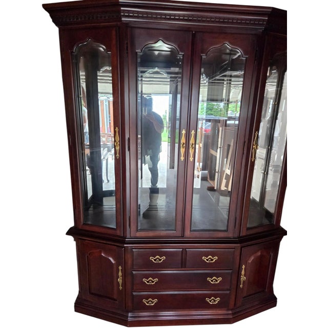 1990s Thomasville Collectors Cherry China Cabinet Breakfront Hutch Curio Chippendale For Sale - Image 10 of 13