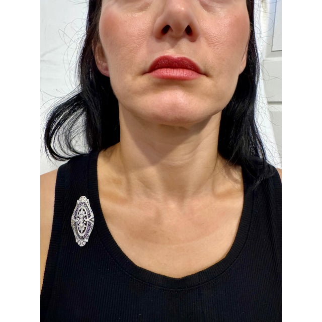 Estate Art Deco 1 Ct Diamond Platinum 12.5 Gm Pin / Broach VS Quality For Sale - Image 12 of 18