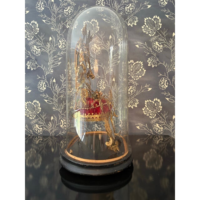 Late 19th Century Globe De Mariee / French Marriage Cloche For Sale - Image 4 of 12