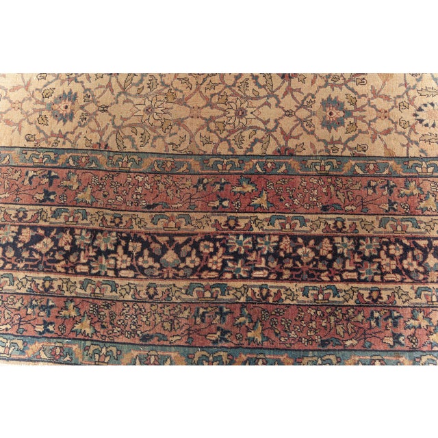 Antique Turkish Sivas Rug  A Masterpiece of Ottoman Elegance For Sale In New York - Image 6 of 8