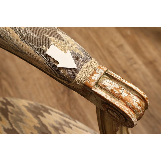 French Louis XVI Style Painted Settee For Sale - Image 16 of 17