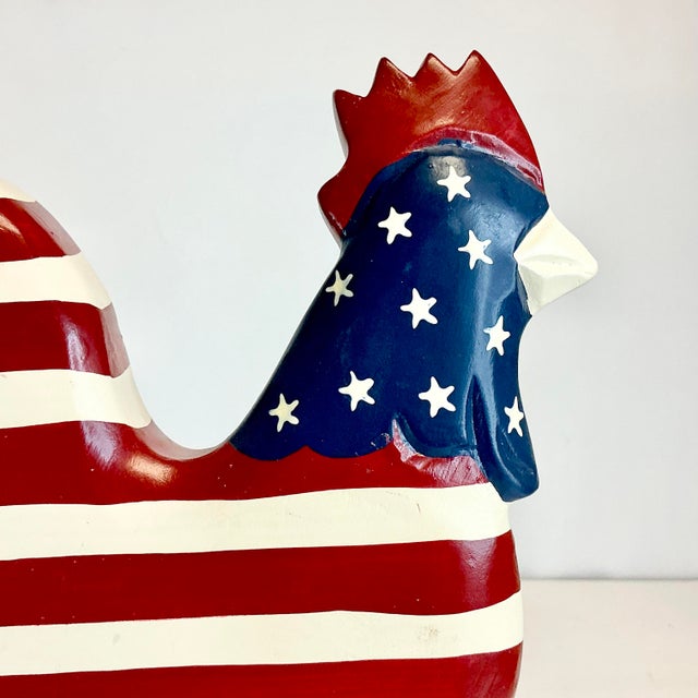 Farmhouse 1980s Vintage Arts & Crafts Americana Painted Wooden Chicken Figural For Sale - Image 3 of 12