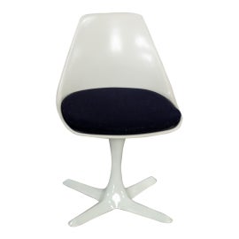 Example of Burke, Inc. Accent Chairs