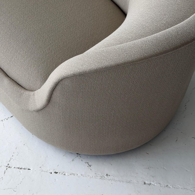 1980s Cartouche Sofa by Ward Bennett for Brickell Associates For Sale - Image 5 of 9