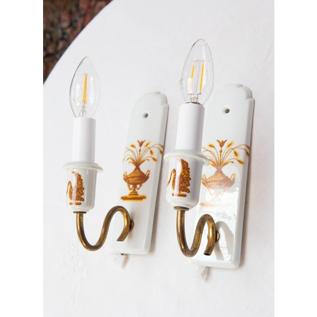 Antique French Wall Lights Lamballe from Porcelaine De Paris, 1920s, Set of 2 For Sale - Image 4 of 7
