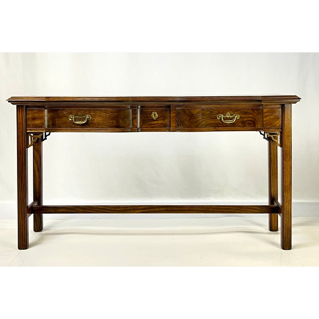 Chippendale Late 20th Century Traditional Walnut & Burl Wood Serpentine Console Table For Sale - Image 3 of 15