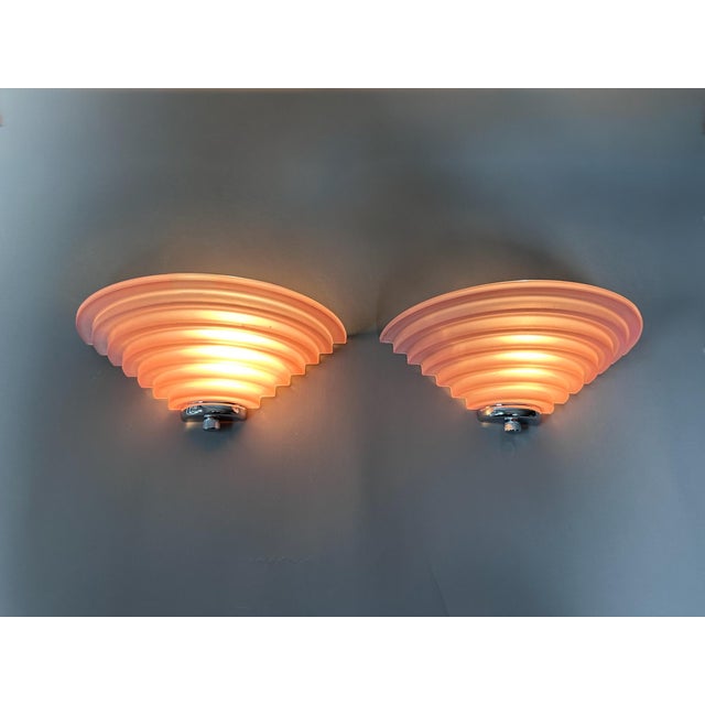 1980s Postmodern Wall Sconces in Powder Pink Glass from Happy Lights, 1980s, Set of 2 For Sale - Image 5 of 9
