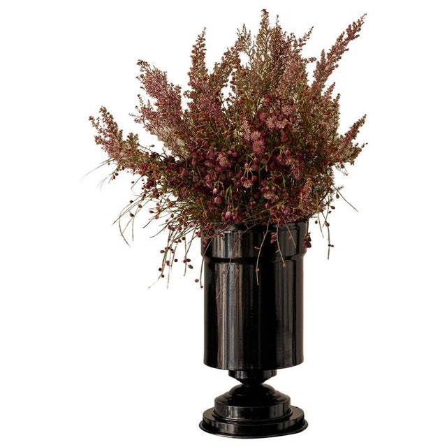 Black Amphora Vase in Licorice Glossy Varnished Aluminum by Caspal For Sale - Image 8 of 8