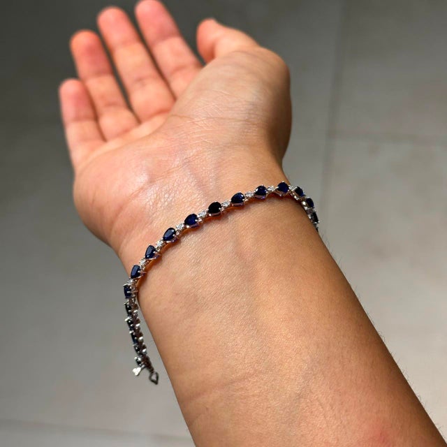 Mexican Style 6.13ct Natural Blue Sapphire & Diamond Pear Cut Tennis Bracelet for Her For Sale In New York - Image 6 of 18