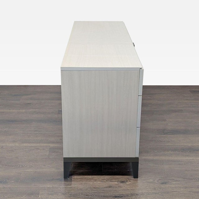 2000 - 2009 Alf + DaFre Mont Blanc Modern 3-Drawer Dresser in Light Wood Finish For Sale - Image 5 of 11