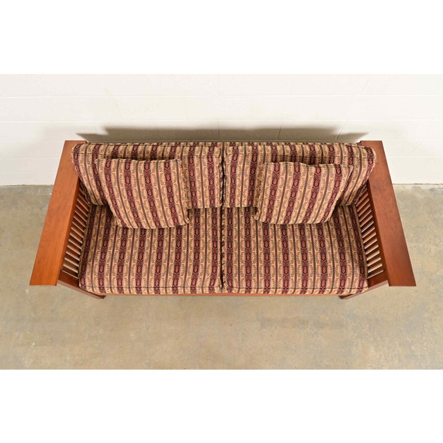 Late 20th Century Stickley Mission Arts and Crafts Cherry Wood Spindle Settle Sofa For Sale - Image 5 of 15