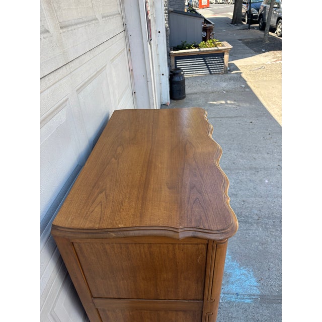Mid 20th Century French Provincial Dresser Chest | Louis XV Style Serpentine Dresser | Vintage Wooden Tallboy Chest | Traditional Bedroom Storage Furniture For Sale - Image 5 of 11