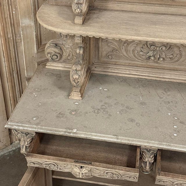19th Century French Renaissance Hunt Buffet in Stripped Oak For Sale - Image 17 of 18