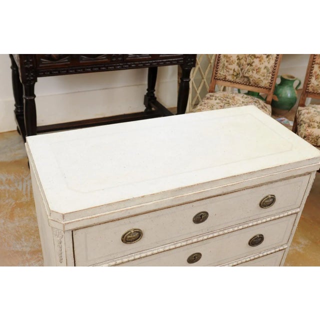 Off-white 1860s Swedish Gustavian Style Painted Wood Three-Drawer Chest with Carved Motifs For Sale - Image 8 of 13
