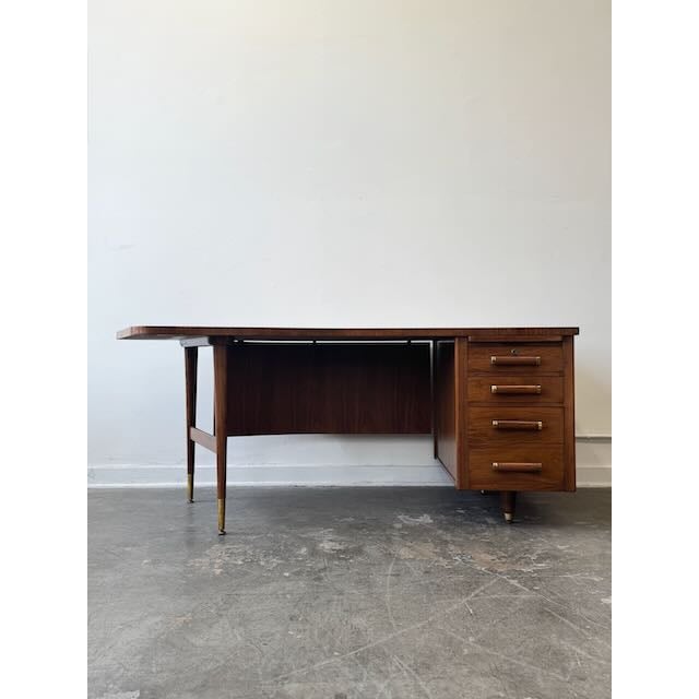 1960's Executive Desk by Founder's Furniture For Sale - Image 17 of 18