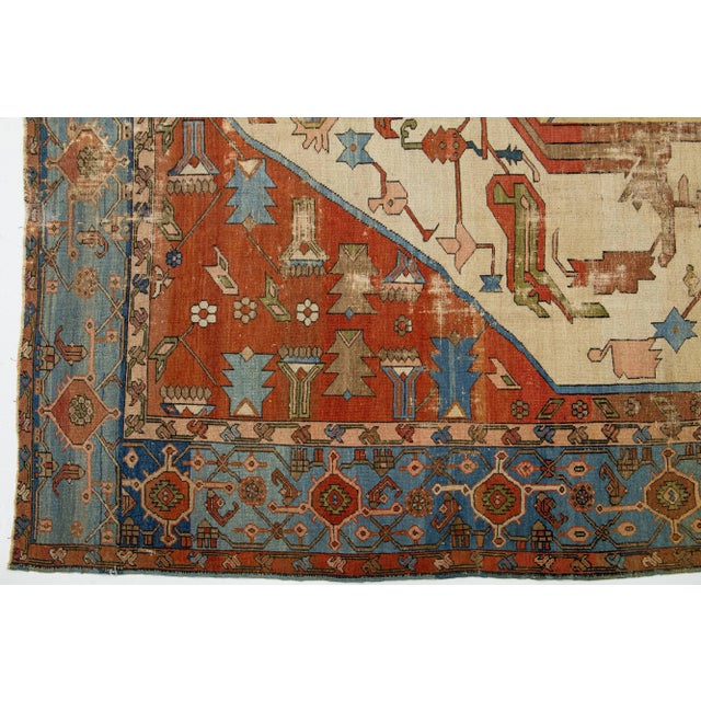 Late 19th Century 1890s Multicolor Antique Wool Rug Persian Serapi Featuring a Medallion Design For Sale - Image 5 of 10