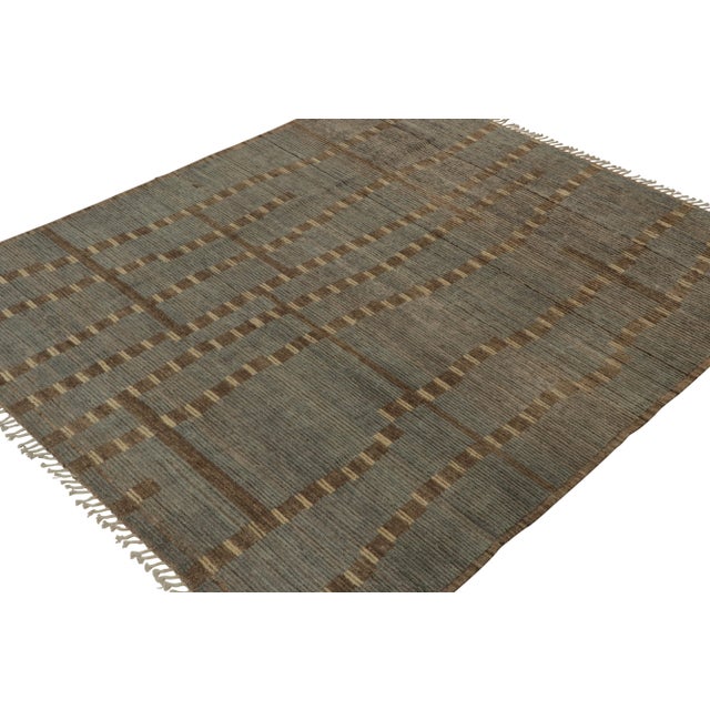 Looking for a custom size? For more information on customization capabilities, please reach out to custom@chairish.com....